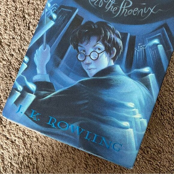 Harry Potter and the Order of the Phoenix Copyright 2003 Book - Picture 3 of 9